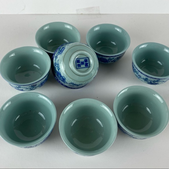 Vintage Handpainted Asian Tea set with Six small cups Milk pitcher and Sugarbowl - Picture 11 of 15